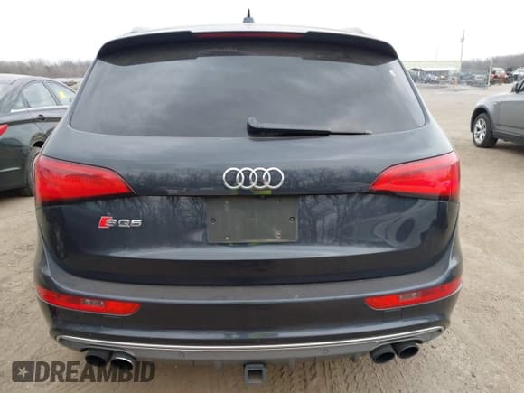 ✅ 2014 Audi SQ5 Premium Plus • VIN: WA1CGAFP4EA126084 • Lot: 41678066. Listed on IAAI with 154,131 mi. Free auction sales archive from the USA and detailed vehicle history report at DreamBid. Image 16.