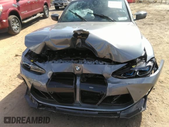 ✅ 2024 BMW M3 Competition • VIN: WBS33AY05RFS16461 • Lot: 43484827. Wystawiony na IAAI z przebiegiem Nie podano. Bezpłatny archiwum sprzedaży aukcyjnych z USA i szczegółowy raport historii pojazdu na DreamBid. Zdjęcie 6.