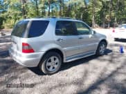 ✅ 2005 Mercedes-Benz M 350 • VIN: 4JGAB57E65A559207 • Lot: 43400160. Listed on IAAI with 197,712 mi. Free auction sales archive from the USA and detailed vehicle history report at DreamBid. Image 4.