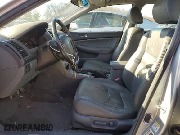 2007 Honda Accord с VIN JHMCN36557C003485, выставлен на аукционе Copart как лот 83276614 с пробегом 199 657 миль миль и Чистый • Clean title. История ставок и продаж доступна на DreamBid. Изображение 7.