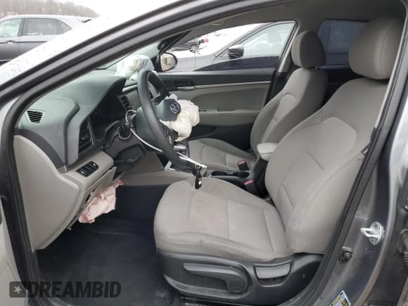 ✅ 2019 Hyundai Elantra SE • VIN: 5NPD74LF5KH457803 • Lot: 88891955. Listed on Copart with Not provided. Free auction sales archive from the USA and detailed vehicle history report at DreamBid. Image 7.