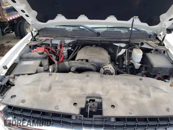 2010 Chevrolet Silverado 3500HD SRW Work Truck с VIN 1GC3KZBG3AF135364, выставлен на аукционе Copart как лот 81916204 с пробегом 8 252 миль миль и Чистый • Clean title. История ставок и продаж доступна на DreamBid. Изображение 11.