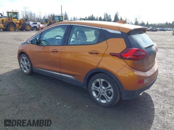 ✅ 2018 Chevrolet Bolt EV LT • VIN: 1G1FW6S06J4135351 • Lot: 41668227. Wystawiony na IAAI z przebiegiem 45 533 mil. Bezpłatny archiwum sprzedaży aukcyjnych z USA i szczegółowy raport historii pojazdu na DreamBid. Zdjęcie 3.