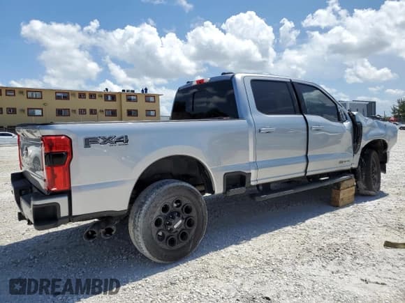 ✅ 2023 Ford F-250 XL • VIN: 1FT8W2BT7PEE14071 • Lot: 59702995. Listed on Copart with 50,527 mi. Free auction sales archive from the USA and detailed vehicle history report at DreamBid. Image 3.