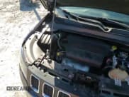 ✅ 2020 Jeep Compass Latitude • VIN: 3C4NJCBB6LT235206 • Lot: 90941955. Wystawiony na Copart z przebiegiem 47 995 mil. Bezpłatny archiwum sprzedaży aukcyjnych z USA i szczegółowy raport historii pojazdu na DreamBid. Zdjęcie 14.