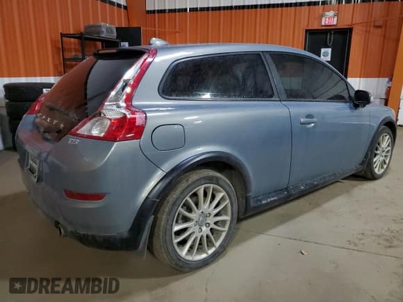 ✅ 2012 Volvo C30 • VIN: YV1672MK9C2284681 • Lot: 78033234. Listed on Copart with 240,492 mi. Free auction sales archive from the USA and detailed vehicle history report at DreamBid. Image 3.