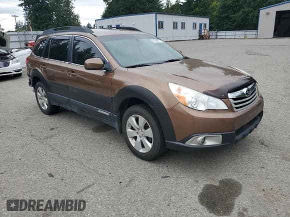 ✅ 2012 Subaru Outback Prem • VIN: 4S4BRCCC5C3236843 • Лот: 61069875. Опубликован ранее на Copart с пробегом 154 378 миль. Бесплатный доступ к архиву аукционных продаж из США и подробный отчёт об истории автомобиля на DreamBid. Изображение 4.