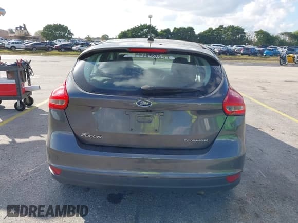 ✅ 2017 Ford Focus Titanium • VIN: 1FADP3N28HL206742 • Лот: 43807219. Опубликован ранее на IAAI с пробегом 118 232 миль. Бесплатный доступ к архиву аукционных продаж из США и подробный отчёт об истории автомобиля на DreamBid. Изображение 16.