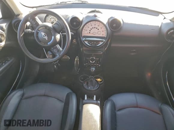 ✅ 2014 MINI Countryman S • VIN: WMWZC5C59EWP39467 • Lot: 94575355. Listed on Copart with 127,263 mi. Free auction sales archive from the USA and detailed vehicle history report at DreamBid. Image 8.