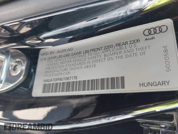 ✅ 2016 Audi A3 Premium • VIN: WAUA7GFF8G1067175 • Lot: 43301962. Wystawiony na IAAI z przebiegiem 112 329 mil. Bezpłatny archiwum sprzedaży aukcyjnych z USA i szczegółowy raport historii pojazdu na DreamBid. Zdjęcie 9.