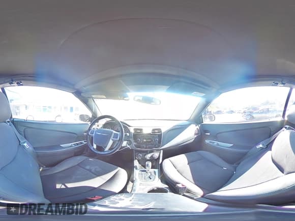 ✅ 2013 Chrysler 200 Touring • VIN: 1C3BCBEB3DN560100 • Lot: 87376905. Wystawiony na Copart z przebiegiem 198 945 mil. Bezpłatny archiwum sprzedaży aukcyjnych z USA i szczegółowy raport historii pojazdu na DreamBid. Zdjęcie 14.