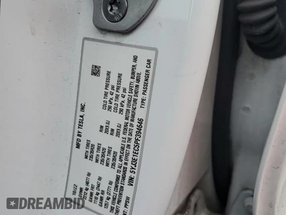 ✅ 2023 Tesla Model 3 Performance • VIN: 5YJ3E1EC5PF394646 • Lot: 80581655. Wystawiony na Copart z przebiegiem 34 178 mil. Bezpłatny archiwum sprzedaży aukcyjnych z USA i szczegółowy raport historii pojazdu na DreamBid. Zdjęcie 12.