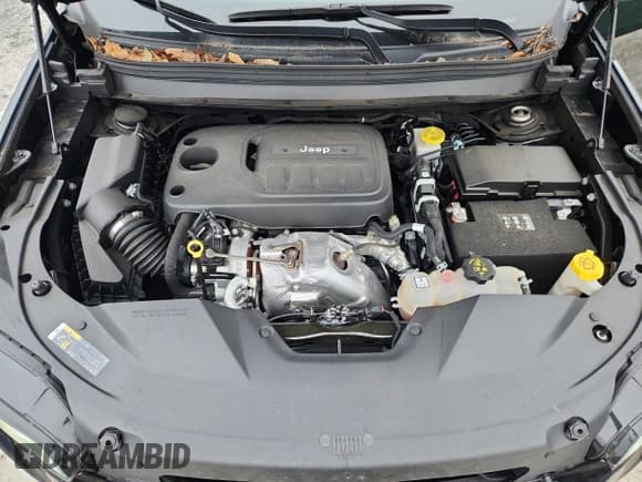 ✅ 2021 Jeep Cherokee Latitude Lux • VIN: 1C4PJLMN4MD154826 • Lot: 85765215. Wystawiony na Copart z przebiegiem 30 196 mil. Bezpłatny archiwum sprzedaży aukcyjnych z USA i szczegółowy raport historii pojazdu na DreamBid. Zdjęcie 12.