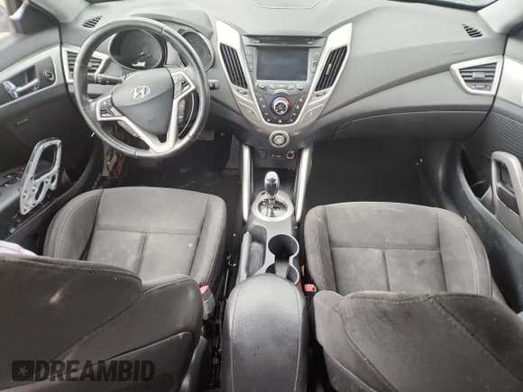 ✅ 2013 Hyundai Veloster RE:MIX • VIN: KMHTC6AD9DU128207 • Lot: 85136075. Listed on Copart with Not provided. Free auction sales archive from the USA and detailed vehicle history report at DreamBid. Image 8.