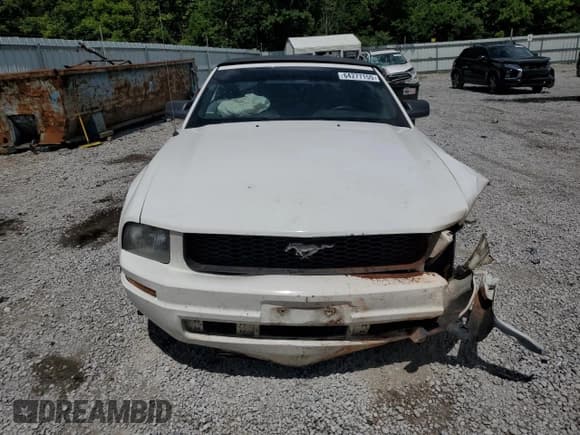 ✅ 2009 Ford Mustang • VIN: 1ZVHT84N495114613 • Lot: 64277155. Listed on Copart with 152,907 mi. Free auction sales archive from the USA and detailed vehicle history report at DreamBid. Image 5.