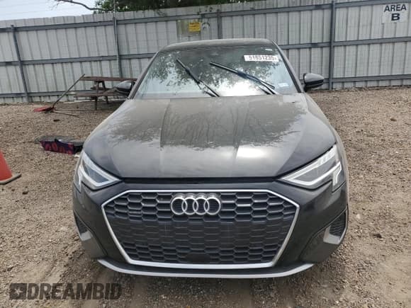 ✅ 2024 Audi A3 Premium • VIN: WAUGUDGY3RA079089 • Лот: 51851235. Опубликован ранее на Copart с пробегом 13 221 миль. Бесплатный доступ к архиву аукционных продаж из США и подробный отчёт об истории автомобиля на DreamBid. Изображение 5.