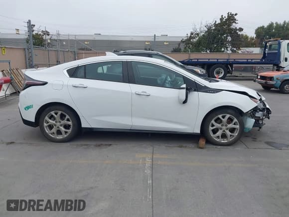 ✅ 2017 Chevrolet Volt Premier • VIN: 1G1RD6S51HU163874 • Lot: 43599799. Listed on IAAI with 125,378 mi. Free auction sales archive from the USA and detailed vehicle history report at DreamBid. Image 13.