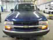 2000 Chevrolet Blazer LT with VIN 1GNDT13W6Y2372092, listed as a Copart auction lot 85784644 with 128,379 mi miles and Salvage title. Bid and sale history available at DreamBid. Image 5.