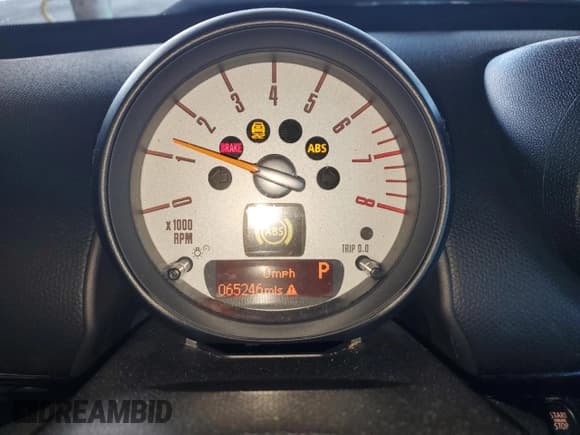 ✅ 2014 MINI Countryman S • VIN: WMWZC3C52EWP28265 • Lot: 49117155. Listed on Copart with 65,246 mi. Free auction sales archive from the USA and detailed vehicle history report at DreamBid. Image 9.