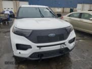 ✅ 2020 Ford Police Interceptor Utility • VIN: 1FM5K8AB3LGB66177 • Lot: 90911345. Wystawiony na Copart z przebiegiem 132 742 mil. Bezpłatny archiwum sprzedaży aukcyjnych z USA i szczegółowy raport historii pojazdu na DreamBid. Zdjęcie 5.