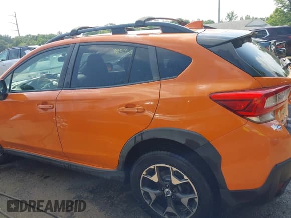 ✅ 2018 Subaru Crosstrek Premium • VIN: JF2GTACCXJH227881 • Lot: 42797346. Wystawiony na IAAI z przebiegiem 86 174 mil. Bezpłatny archiwum sprzedaży aukcyjnych z USA i szczegółowy raport historii pojazdu na DreamBid. Zdjęcie 14.