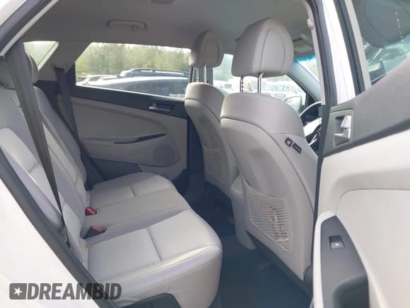 ✅ 2017 Hyundai Tucson SE • VIN: KM8J3CA47HU291725 • Лот: 43228174. Опубликован ранее на IAAI с пробегом 79 025 миль. Бесплатный доступ к архиву аукционных продаж из США и подробный отчёт об истории автомобиля на DreamBid. Изображение 8.