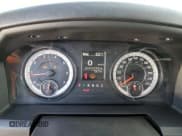 ✅ 2023 Ram 1500 Tradesman • VIN: 1C6RR6FG5PS593994 • Lot: 71773624. Wystawiony na Copart z przebiegiem 7 957 mil. Bezpłatny archiwum sprzedaży aukcyjnych z USA i szczegółowy raport historii pojazdu na DreamBid. Zdjęcie 9.