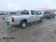 ✅ 2004 Dodge 2500 ST • VIN: 3D7KA28D24G192313 • Lot: 43074955. Wystawiony na IAAI z przebiegiem 214 468 mil. Bezpłatny archiwum sprzedaży aukcyjnych z USA i szczegółowy raport historii pojazdu na DreamBid. Zdjęcie 4.