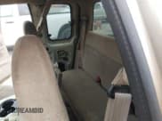 ✅ 2000 Ford F-150 XL • VIN: 1FTRX17L3YNB02903 • Lot: 43556336. Wystawiony na IAAI z przebiegiem Nie podano. Bezpłatny archiwum sprzedaży aukcyjnych z USA i szczegółowy raport historii pojazdu na DreamBid. Zdjęcie 8.