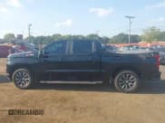 ✅ 2019 Chevrolet Silverado 1500 RST • VIN: 3GCUYEED9KG102561 • Lot: 43216999. Wystawiony na IAAI z przebiegiem 76 081 mil. Bezpłatny archiwum sprzedaży aukcyjnych z USA i szczegółowy raport historii pojazdu na DreamBid. Zdjęcie 14.