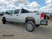 ✅ 2014 GMC Sierra 2500HD SLE • VIN: 1GT120CG2EF137629 • Лот: 62912675. Опубликован ранее на Copart с пробегом 188 833 миль. Бесплатный доступ к архиву аукционных продаж из США и подробный отчёт об истории автомобиля на DreamBid. Изображение 2.