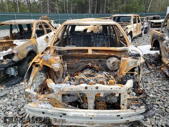 ✅ 2018 Subaru Outback Premium • VIN: 4S4BSACC5J3280573 • Lot: 82488885. Wystawiony na Copart z przebiegiem 146 685 mil. Bezpłatny archiwum sprzedaży aukcyjnych z USA i szczegółowy raport historii pojazdu na DreamBid. Zdjęcie 5.