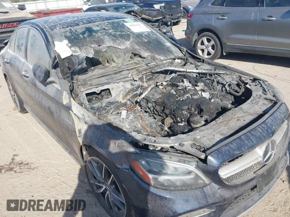 ✅ 2020 Mercedes-Benz C 43 AMG • VIN: W1KWF6EB9LR600429 • Lot: 38855677. Wystawiony na IAAI z przebiegiem Nie podano. Bezpłatny archiwum sprzedaży aukcyjnych z USA i szczegółowy raport historii pojazdu na DreamBid. Zdjęcie 6.