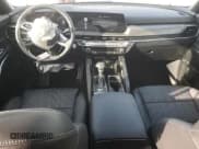 ✅ 2024 Kia Telluride SX • VIN: 5XYP5DGC6RG549023 • Lot: 81596325. Wystawiony na Copart z przebiegiem 8 059 mil. Bezpłatny archiwum sprzedaży aukcyjnych z USA i szczegółowy raport historii pojazdu na DreamBid. Zdjęcie 8.