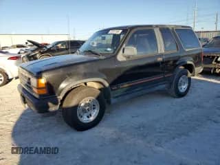 1994 Ford Explorer Eddie Bauer z VIN 1FMCU22X6RUE44203, wystawiony jako Copart lot #73151164 z przebiegiem 130 777 mil mil oraz Czysty tytuł • Clean title. Historia ofert i sprzedaży dostępna na DreamBid. Obrazek 1.