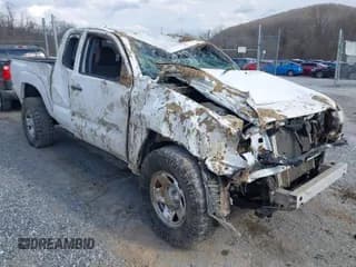 ✅ 2013 Toyota Tacoma • VIN: 5TFUX4EN7DX023622 • Lot: 41672846. Wystawiony na IAAI z przebiegiem Nie podano. Bezpłatny archiwum sprzedaży aukcyjnych z USA i szczegółowy raport historii pojazdu na DreamBid. Zdjęcie 1.