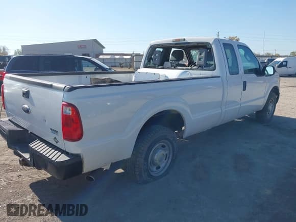 ✅ 2012 Ford F-250 XL • VIN: 1FT7X2A68CEC99964 • Lot: 40496283. Listed on IAAI with 66,548 mi. Free auction sales archive from the USA and detailed vehicle history report at DreamBid. Image 4.