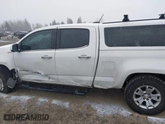 ✅ 2017 Chevrolet Colorado 4WD LT • VIN: 1GCPTCE10H1172303 • Lot: 41572166. Listed on IAAI with 141,341 mi. Free auction sales archive from the USA and detailed vehicle history report at DreamBid. Image 14.