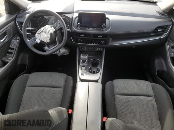 ✅ 2025 Nissan Rogue SV • VIN: 5N1BT3BA9SC806987 • Lot: 90746025. Wystawiony na Copart z przebiegiem 5 803 mil. Bezpłatny archiwum sprzedaży aukcyjnych z USA i szczegółowy raport historii pojazdu na DreamBid. Zdjęcie 8.