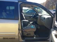 ✅ 2004 GMC Envoy SLE • VIN: 1GKES16S546117448 • Lot: 43643157. Listed on IAAI with 179,852 mi. Free auction sales archive from the USA and detailed vehicle history report at DreamBid. Image 5.