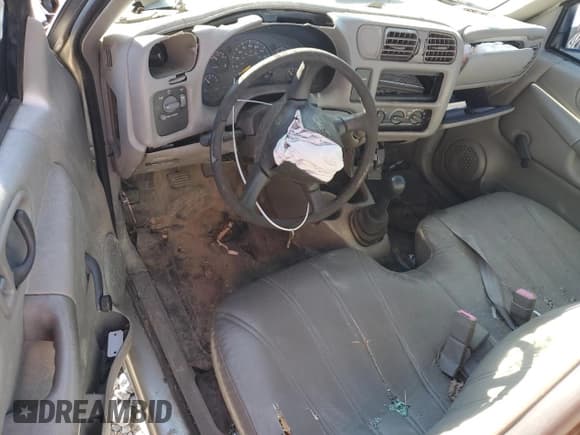 ✅ 2001 Chevrolet S-10 • VIN: 1GCCS14511K133200 • Лот: 85763044. Опубликован ранее на Copart с пробегом 154 645 миль. Бесплатный доступ к архиву аукционных продаж из США и подробный отчёт об истории автомобиля на DreamBid. Изображение 8.