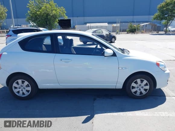 ✅ 2010 Hyundai Accent GS • VIN: KMHCM3AC2AU169311 • Лот: 42697111. Опубликован ранее на IAAI с пробегом 148 262 миль. Бесплатный доступ к архиву аукционных продаж из США и подробный отчёт об истории автомобиля на DreamBid. Изображение 13.