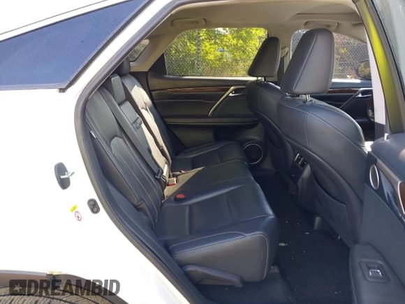 ✅ 2018 Lexus RX 350 • VIN: 2T2BZMCA3JC157552 • Lot: 43218335. Wystawiony na IAAI z przebiegiem 120 883 mil. Bezpłatny archiwum sprzedaży aukcyjnych z USA i szczegółowy raport historii pojazdu na DreamBid. Zdjęcie 8.