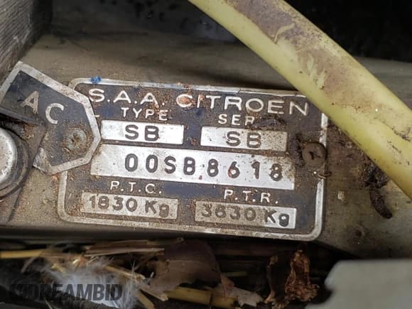 ✅ 1972 Citroen SM • VIN: 00SB8618 • Lot: 42041745. Wystawiony na Copart z przebiegiem 4 995 mil. Bezpłatny archiwum sprzedaży aukcyjnych z USA i szczegółowy raport historii pojazdu na DreamBid. Zdjęcie 12.