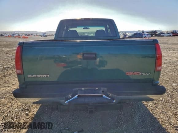 ✅ 1996 GMC Sierra 1500 • VIN: 2GTEC19R2T1501582 • Lot: 96089185. Wystawiony na Copart z przebiegiem 182 713 mil. Bezpłatny archiwum sprzedaży aukcyjnych z USA i szczegółowy raport historii pojazdu na DreamBid. Zdjęcie 6.