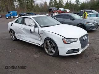 ✅ 2013 Audi S5 Premium Plus • VIN: WAUCGAFR0DA074875 • Лот: 40936036. Опубликован ранее на IAAI с пробегом 165 923 миль. Бесплатный доступ к архиву аукционных продаж из США и подробный отчёт об истории автомобиля на DreamBid. Изображение 1.