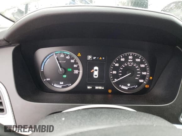 ✅ 2017 Hyundai Sonata SE • VIN: KMHE24L17HA054019 • Лот: 71368702. Опубликован ранее на Copart с пробегом 39 192 миль. Бесплатный доступ к архиву аукционных продаж из США и подробный отчёт об истории автомобиля на DreamBid. Изображение 9.