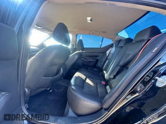 ✅ 2020 Nissan Altima SR • VIN: 1N4BL4CVXLN309860 • Lot: 92957555. Wystawiony na Copart z przebiegiem 205 216 mil. Bezpłatny archiwum sprzedaży aukcyjnych z USA i szczegółowy raport historii pojazdu na DreamBid. Zdjęcie 6.