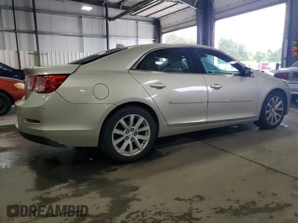✅ 2014 Chevrolet Malibu LT • VIN: 1G11E5SLXEF193619 • Lot: 68733394. Wystawiony na Copart z przebiegiem 172 590 mil mil. Skorzystaj z bezpłatnego archiwum sprzedaży aukcyjnych z USA i zobacz szczegółowy raport historii pojazdu na DreamBid. Zdjęcie 3.