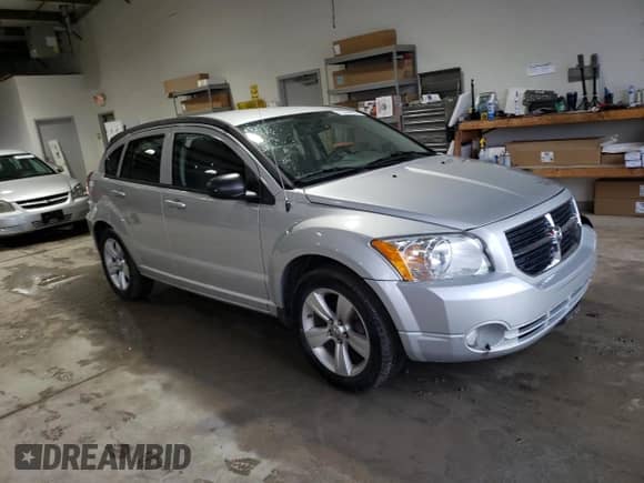 2011 Dodge Caliber Mainstreet с VIN 1B3CB3HA4BD118068, выставлен на аукционе Copart как лот 73546884 с пробегом 225 434 миль миль и Списание • Salvage title. История ставок и продаж доступна на DreamBid. Изображение 4.
